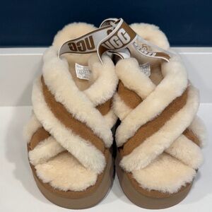 UGG Disco Cross Slide Chestnut Cream and Tan Fluffy Slippers New